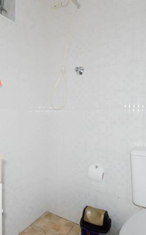 Casa à venda com 220m², 3 quartos e 2 vagasBanheiro de serviço