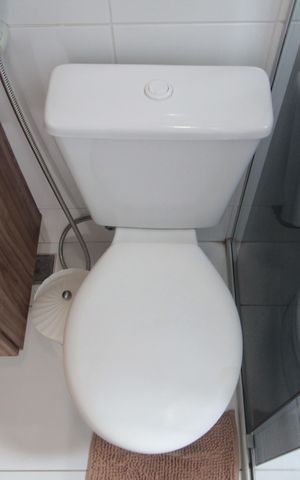 Apartamento à venda com 180m², 3 quartos e 2 vagasBanheiro da Suite 2