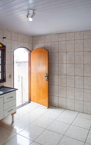 Casa para alugar com 90m², 2 quartos e 1 vagaCozinha