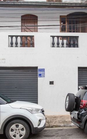 Casa para alugar com 90m², 2 quartos e 1 vagaFachada