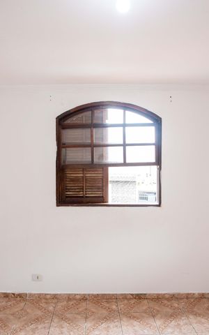 Casa para alugar com 90m², 2 quartos e 1 vagaQuarto 1