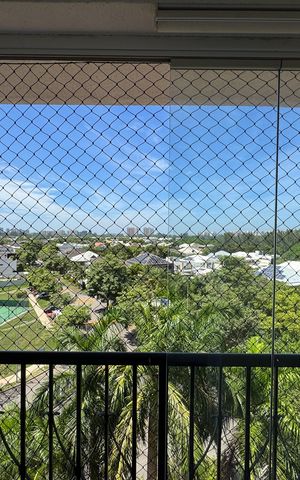 Apartamento à venda com 357m², 4 quartos e 2 vagas Apartamento à venda com 357m², 4 quartos e 2 vagasSuíte 2 - Varanda
