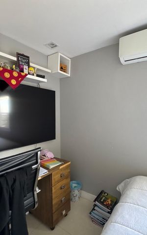 Apartamento à venda com 357m², 4 quartos e 2 vagas Apartamento à venda com 357m², 4 quartos e 2 vagasSuíte 4