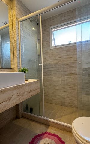 Apartamento à venda com 357m², 4 quartos e 2 vagas Apartamento à venda com 357m², 4 quartos e 2 vagasSuíte 1 - Banheiro