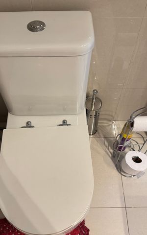 Apartamento à venda com 357m², 4 quartos e 2 vagas Apartamento à venda com 357m², 4 quartos e 2 vagasSuíte 2 - Banheiro