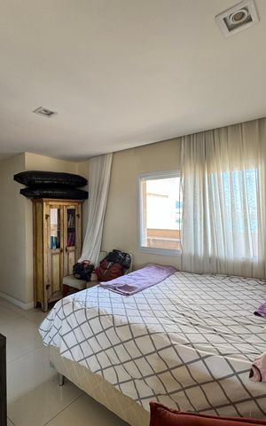 Apartamento à venda com 357m², 4 quartos e 2 vagas Apartamento à venda com 357m², 4 quartos e 2 vagasSuíte 1