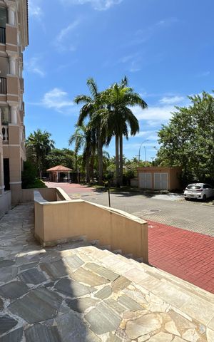 Apartamento à venda com 357m², 4 quartos e 2 vagas Apartamento à venda com 357m², 4 quartos e 2 vagasÁrea comum