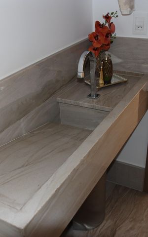 Apartamento para alugar com 185m², 2 quartos e 3 vagasBanheiro