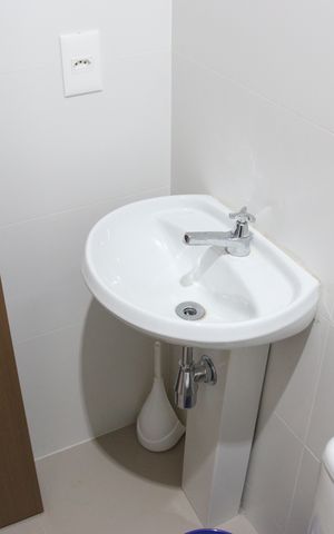 Apartamento para alugar com 185m², 2 quartos e 3 vagasBanheiro de Serviço