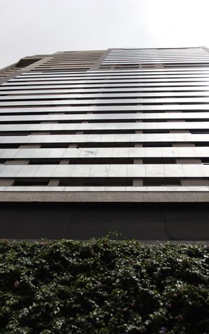 Apartamento para alugar com 185m², 2 quartos e 3 vagasFachada