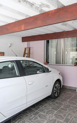 Casa à venda com 140m², 2 quartos e 2 vagasGaragem