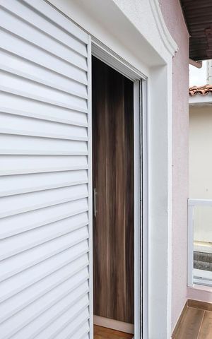 Casa à venda com 140m², 2 quartos e 2 vagasVaranda quarto 1