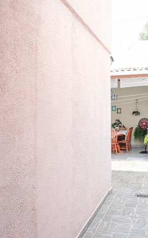 Casa à venda com 140m², 2 quartos e 2 vagasQuintal