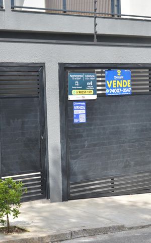 Apartamento à venda com 116m², 3 quartos e 2 vagasFachada + Placa