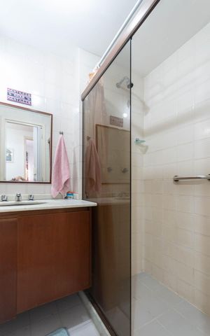 Apartamento à venda com 98m², 2 quartos e 1 vagaBanheiro