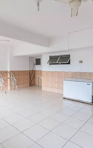 Apartamento à venda com 98m², 2 quartos e 1 vagaÁrea comum