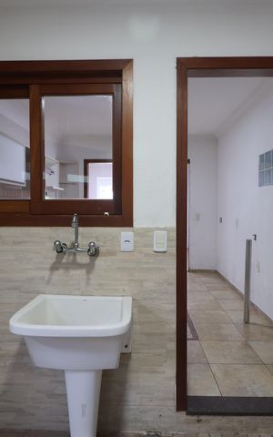 Casa para alugar com 280m², 5 quartos e 2 vagasÁrea de Serviço