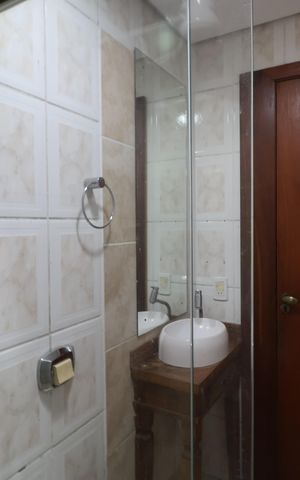 Casa para alugar com 280m², 5 quartos e 2 vagasBanheiro