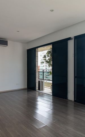 Apartamento à venda com 396m², 4 quartos e 3 vagasQuarto 2