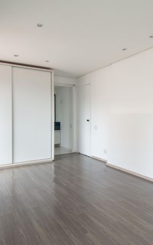 Apartamento à venda com 396m², 4 quartos e 3 vagasQuarto 2