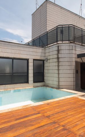 Apartamento à venda com 396m², 4 quartos e 3 vagasVaranda