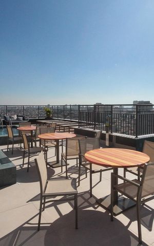 Apartamento à venda com 63m², 2 quartos e 1 vaga Apartamento à venda com 63m², 2 quartos e 1 vagaÁrea comum - Piscina