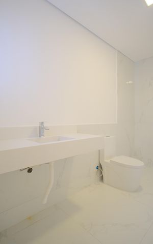 Casa à venda com 280m², 4 quartos e 2 vagasBanheiro da Suíte 3