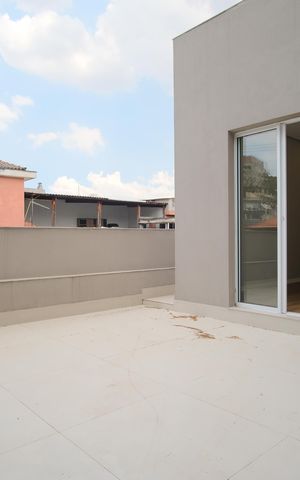 Casa à venda com 280m², 4 quartos e 2 vagasVaranda da Suíte 2