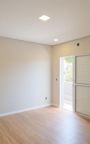Casa à venda com 280m², 4 quartos e 2 vagasSuíte 2