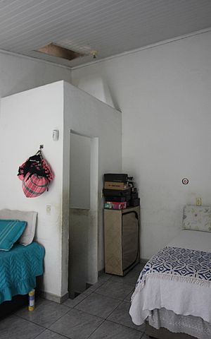 Casa à venda com 100m², 3 quartos e 2 vagasSuíte Edícula
