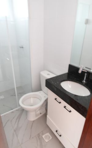 Apartamento para alugar com 55m², 2 quartos e 1 vagaBanheiro 2