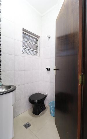 Casa à venda com 140m², 3 quartos e 4 vagasLavabo
