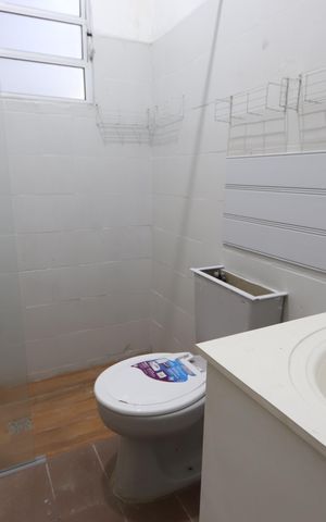 Casa para alugar com 42m², 1 quarto e sem vagaBanheiro