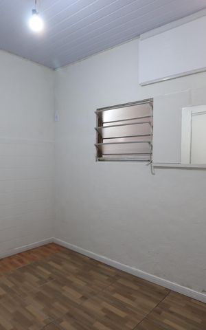 Casa para alugar com 42m², 1 quarto e sem vagaQuarto