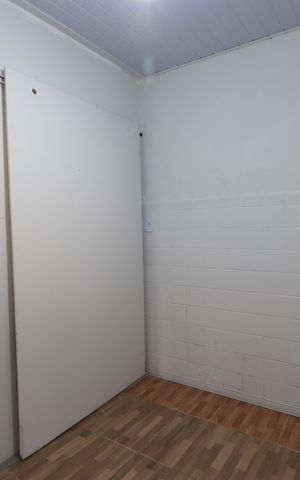 Casa para alugar com 42m², 1 quarto e sem vagaQuarto