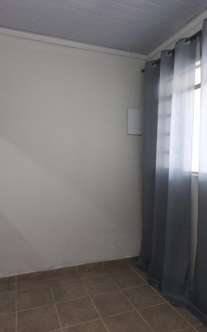 Casa para alugar com 42m², 1 quarto e sem vagaSala
