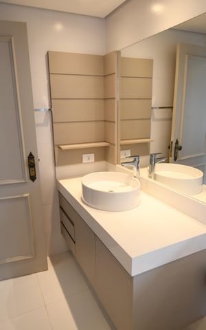 Apartamento à venda com 306m², 4 quartos e 3 vagasBanheiro 3