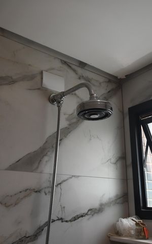 Apartamento à venda com 306m², 4 quartos e 3 vagasBanheiro 1