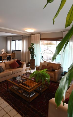 Apartamento à venda com 306m², 4 quartos e 3 vagasSala