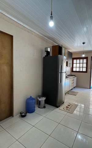 Casa à venda com 140m², 3 quartos e 2 vagas Casa à venda com 140m², 3 quartos e 2 vagasCozinha