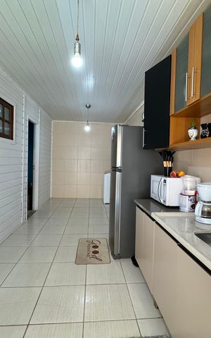 Casa à venda com 140m², 3 quartos e 2 vagas Casa à venda com 140m², 3 quartos e 2 vagasCozinha
