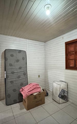 Casa à venda com 140m², 3 quartos e 2 vagas Casa à venda com 140m², 3 quartos e 2 vagasQuarto