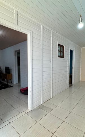 Casa à venda com 140m², 3 quartos e 2 vagas Casa à venda com 140m², 3 quartos e 2 vagasCozinha