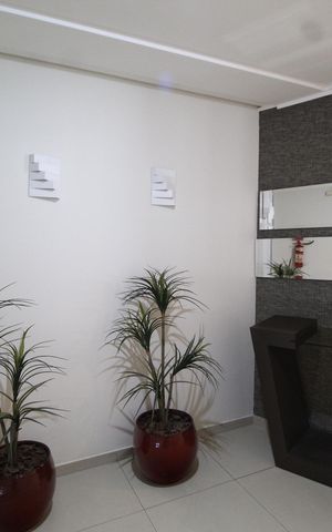 Apartamento para alugar com 94m², 3 quartos e 2 vagasHall social