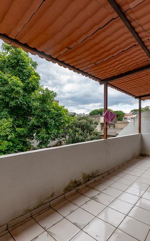 Casa à venda com 366m², 3 quartos e 1 vaga Casa à venda com 366m², 3 quartos e 1 vagaVaranda da Sala