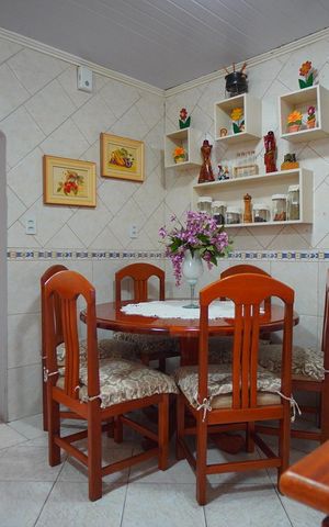 Casa à venda com 250m², 3 quartos e 2 vagasCozinha
