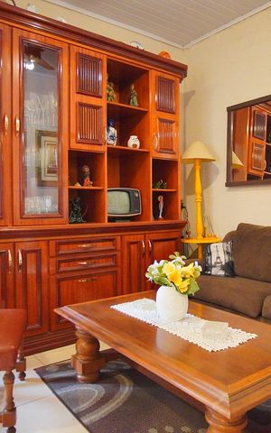 Casa à venda com 250m², 3 quartos e 2 vagasSala 2