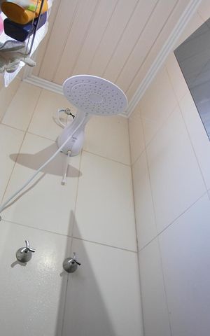 Casa à venda com 250m², 3 quartos e 2 vagasBanheiro Corredor