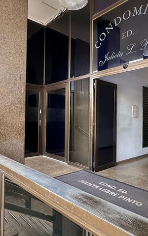 Studio à venda com 35m², 1 quarto e sem vaga Studio à venda com 35m², 1 quarto e sem vagaFachada