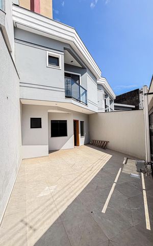Casa à venda com 126m², 3 quartos e 3 vagasGaragem